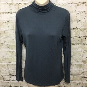 🌻 GNU Green Mock Neck Long Sleeve Shirt B45